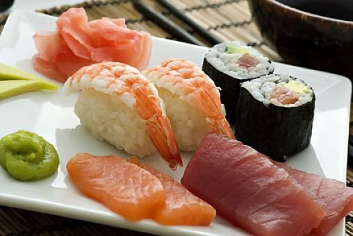 Sushi Mix Sushi Zubereitung – Bild 1